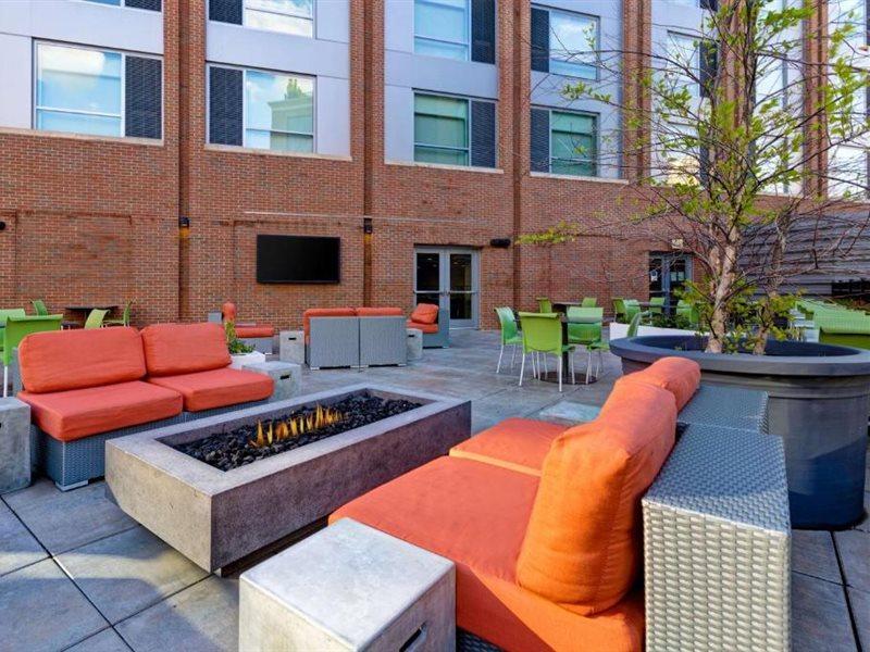 Hyatt Place Bloomington / Normal Eksteriør billede