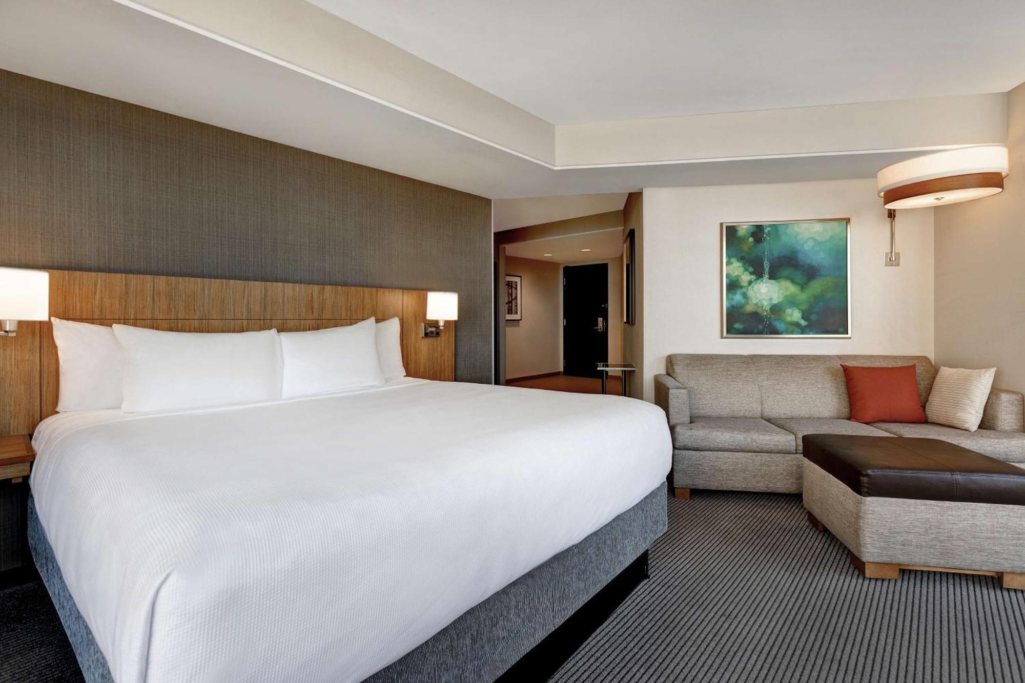 Hyatt Place Bloomington / Normal Eksteriør billede
