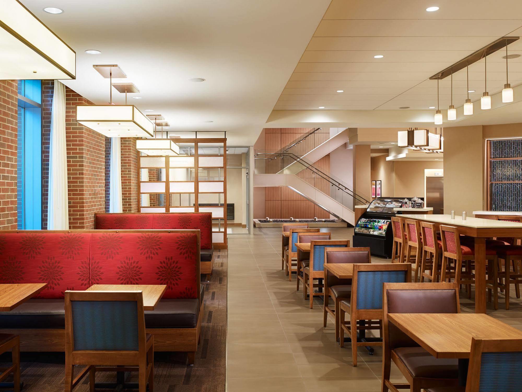 Hyatt Place Bloomington / Normal Eksteriør billede