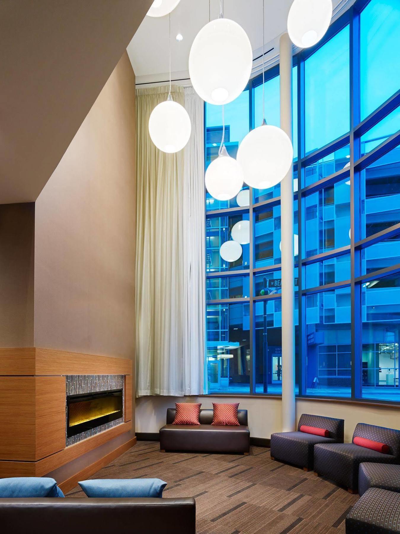 Hyatt Place Bloomington / Normal Eksteriør billede